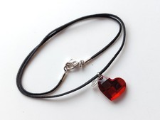 Swarovski  Swan faceted Red Heart Pendant Necklace Sparkly Chic Crystal