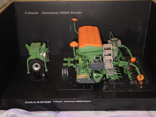 Universal hobbies amazone - universal,