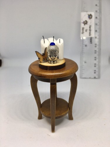 Dolls house scale - house,