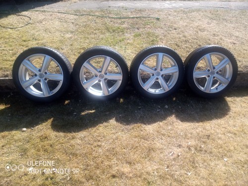 Team dynamics alloy - team,