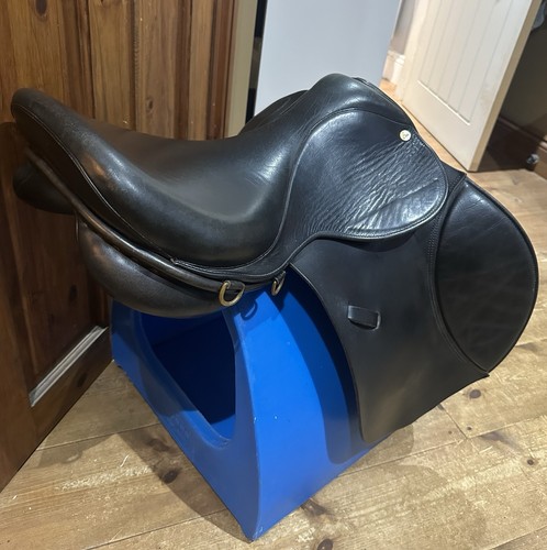 Ideal event saddle - event, black
