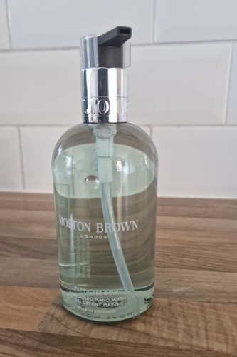 Molton brown pettigree - molton,