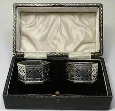 2 Antique Sterling Silver Napkin Rings (not inscribed) in Case – Hallmarked 1926