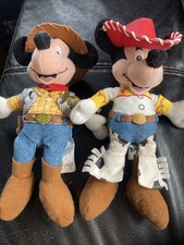 Disney Pixar Mickey and Minnie