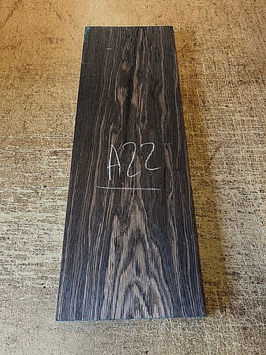 Ancient bog oak guitar top - bog,
