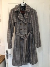 Ladies bnwt checked coat size