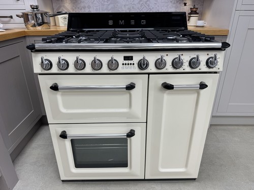 Smeg victoria tr93p 90cm range - victoria,