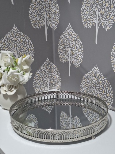 Lovely round antique - round, style