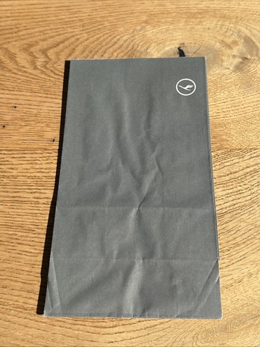 Air sickness bag burp - /, *