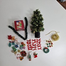 Doll's house furniture - Job