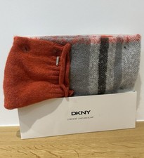  DKNY 2 Piece Women’s Hat