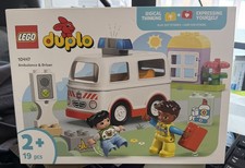 LEGO DUPLO: Ambulance & Driver