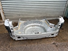 FOCUS  ESTATE BACK END / BOOT