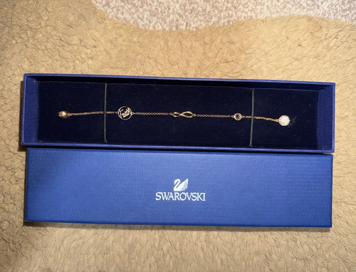 Swarovski gold chain bracelet - gold,