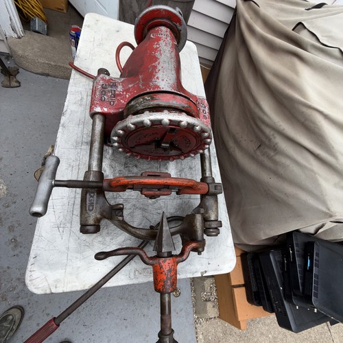 Ridgid 300 pipe threader - pipe,
