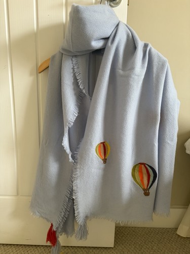 Pale blue cashmere - blue, with