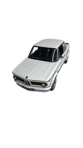 Autoart bmw 2002 - 2002, 1/18