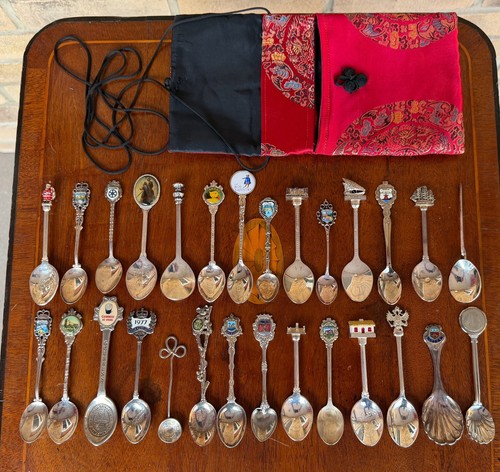 Vintage souvenir teaspoons - 27,