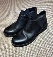 Clarks black Chelsea Demi Beat