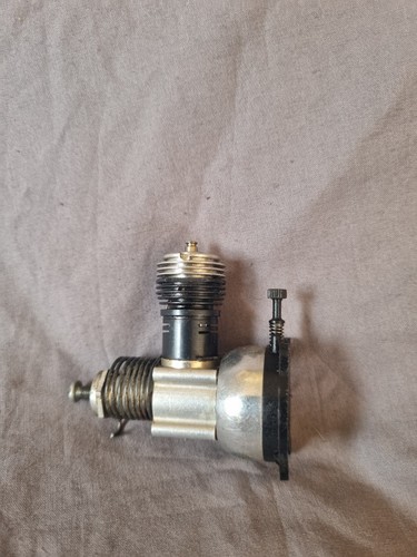 Vintage unknown cox nitro - 0.49,
