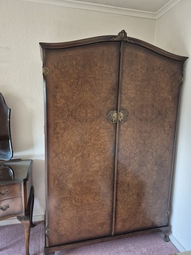 Antique burr walnut wardrobe - burr,