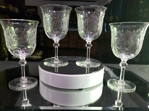 Water goblet glasses - 4,
