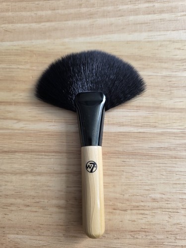 Cosmetic fan brush 3 - cosmetic,