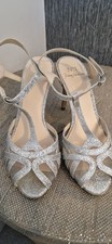 Jenny Packham Sparkly Shoes Size 4