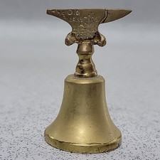 VINTAGE BRASS BELL The Old Blacksmiths GRETNA GREEN ANVIL