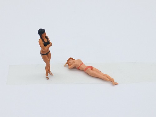 Preiser figures sunbathers - sunbathers,