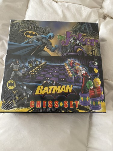 The batman chess set - chess,
