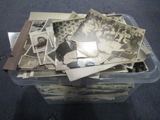 collection of Vintage black and white Photographs x 100  (FRB)