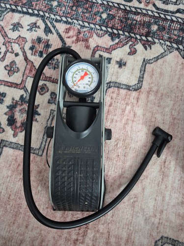 Michelin bicycle car pump - bicycle,,
