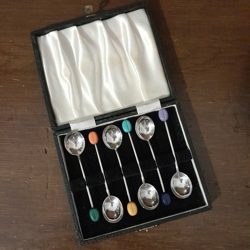 Cased vintage hallmarked - cased,