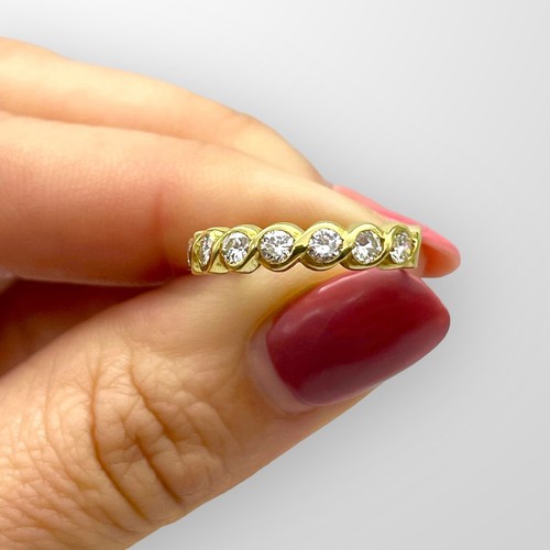 Gold ring diamond round 70ct - gold,