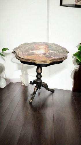 Vintage side table decoupaged - table,