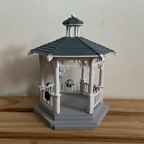 Lemax christmas village - lemax,