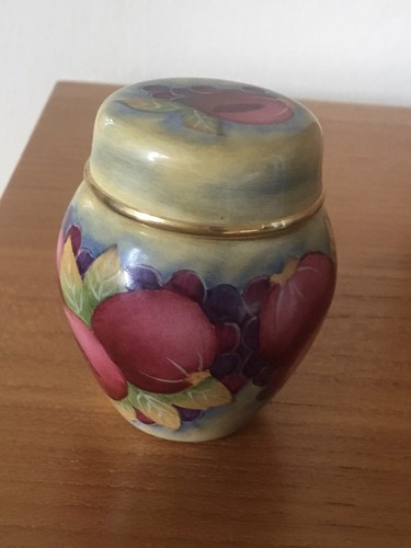 Moorcroft enamel pomegranates - ,