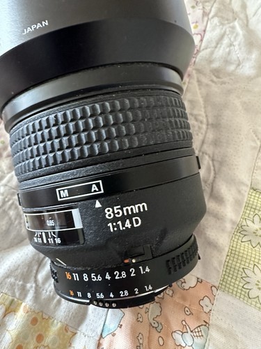 Nikon nikkor 85mm 4 d - nikon,