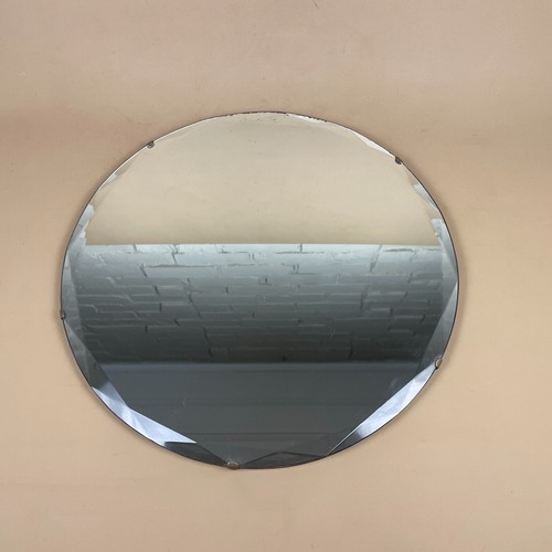 Round bevelled wall mirror - bevelled,