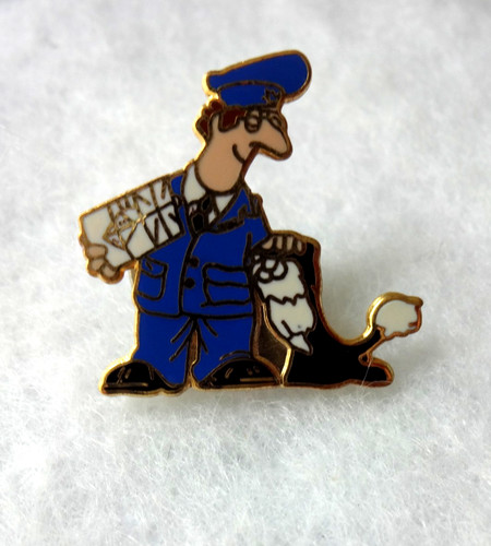 Postman pat jess pin badge - pat, &
