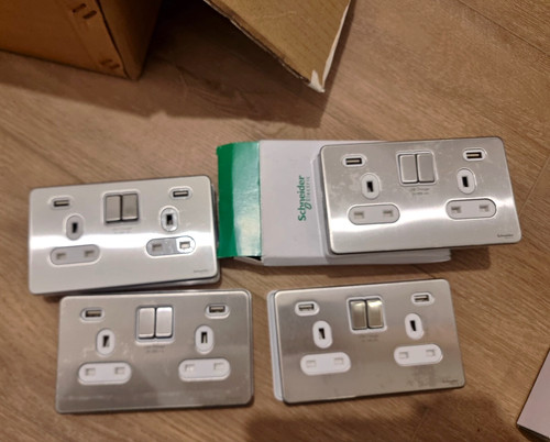 Schneider electric lisse 13a - lisse,