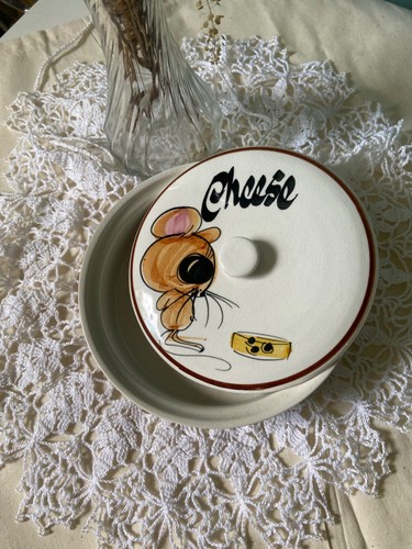 Vintage handmade cheese dish - handmade,