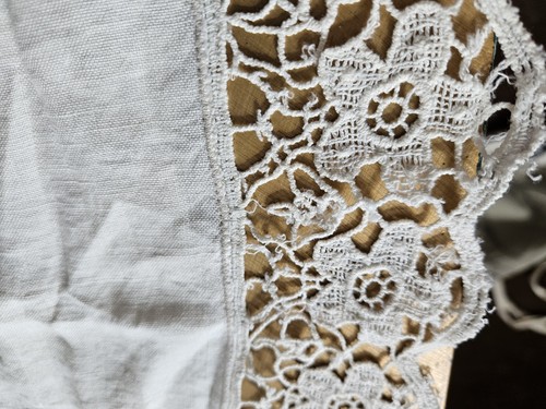 Vintage crochet edge linen - edge,