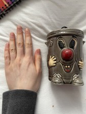 Dusty Bin Tv Game Show empty