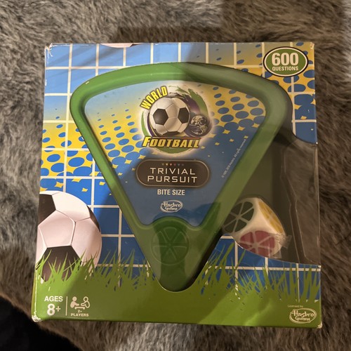 Trivial pursuit world football - pursuit,