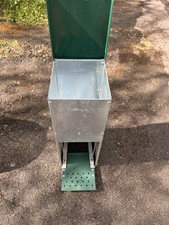 Chicken Feeder
