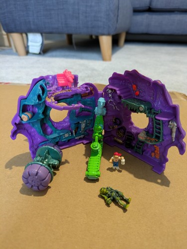 Mighty max sinks nautilus - mighty,