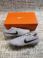 Size 8 - Nike Tiempo Legend 10