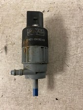 Ford Focus Washer Bottle Motor Jet  Pump Washer screen headlamp  2011-2018